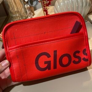 Glossier mini beauty Bag - ATL gift
